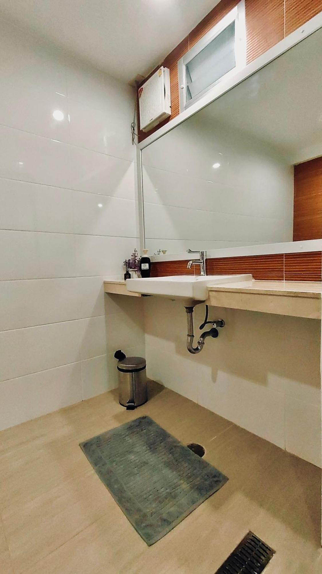 Whole 3-Storey House Right In The Local Community. Bangkok Exterior foto